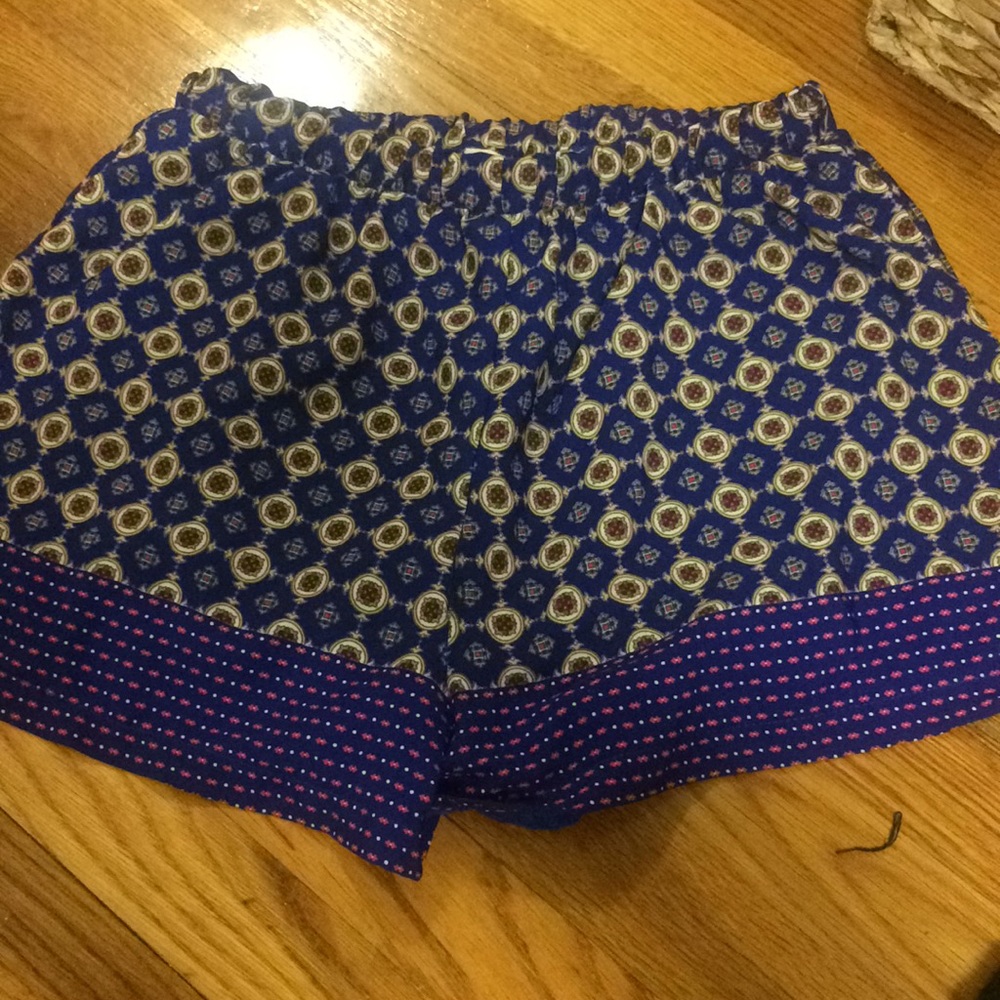 Never worn Super cute and flattering shorts